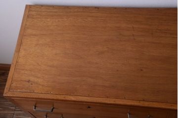 レトロ家具　昭和レトロ　ナラ材製!横型アンティークチェスト