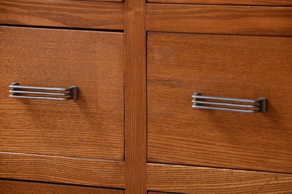 レトロ家具　昭和レトロ　ナラ材製!横型アンティークチェスト