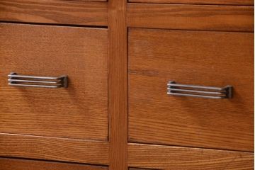 レトロ家具　昭和レトロ　ナラ材製!横型アンティークチェスト