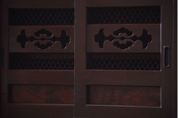 アンティーク家具　古民具・骨董　脚付き!六尺水屋箪笥サイドボード(2)