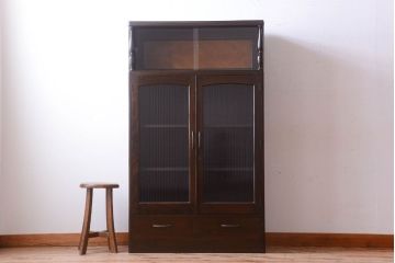 レトロ家具　和製アンティーク　モールガラス入り!大ぶりなレトロ本箱(ブックケース)