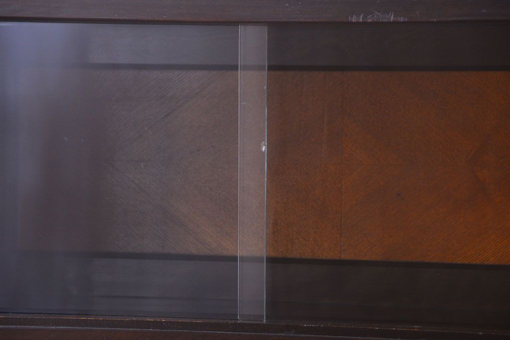 レトロ家具　和製アンティーク　モールガラス入り!大ぶりなレトロ本箱(ブックケース)