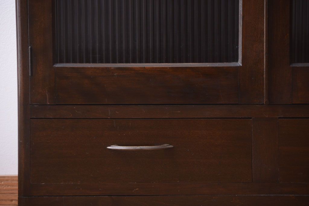 レトロ家具　和製アンティーク　モールガラス入り!大ぶりなレトロ本箱(ブックケース)