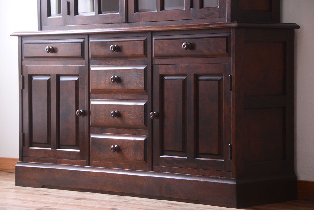 中古　北海道民芸家具　大きな食器棚(カップボード・キャビネット)