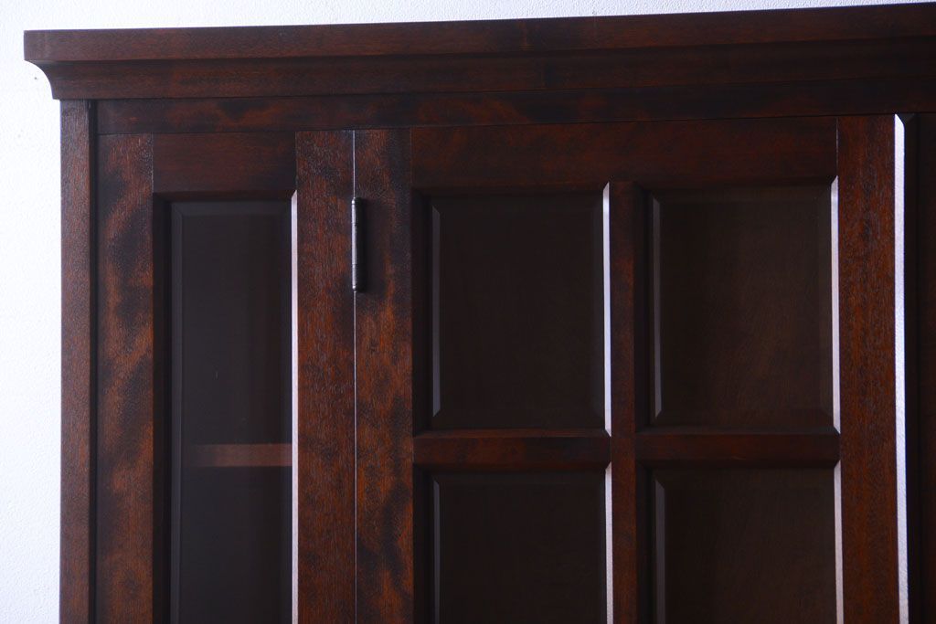 中古　北海道民芸家具　大きな食器棚(カップボード・キャビネット)