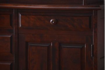 中古　北海道民芸家具　大きな食器棚(カップボード・キャビネット)