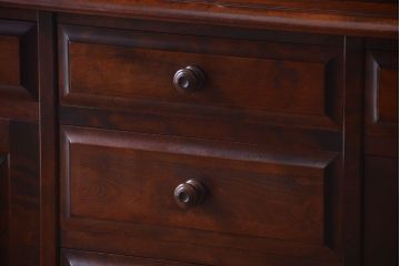 中古　北海道民芸家具　大きな食器棚(カップボード・キャビネット)