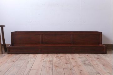 レトロ家具　昭和レトロ　古い木製の大型陳列台(陳列棚・飾り棚・飾り台)