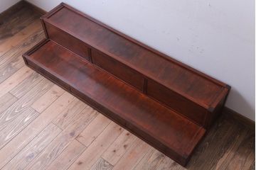 レトロ家具　昭和レトロ　古い木製の大型陳列台(陳列棚・飾り棚・飾り台)