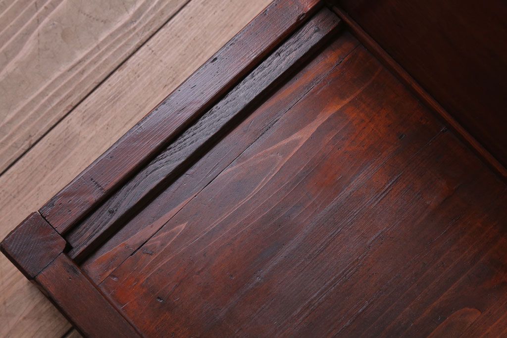 レトロ家具　昭和レトロ　古い木製の大型陳列台(陳列棚・飾り棚・飾り台)