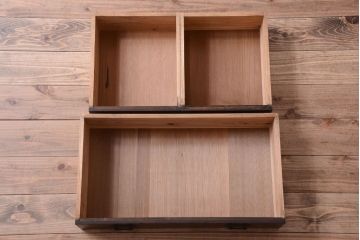 アンティーク家具　大正ロマン　色ガラス入り!変わり型本箱(ブックケース)