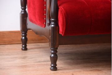 ヴィンテージ家具　ビンテージ　上品なデザイン!赤色布地の高級ソファ