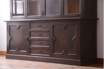 ビンテージ　神戸家具　優雅な重ねキャビネット(食器棚・収納棚)