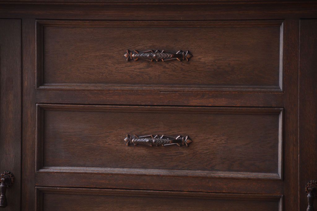 ビンテージ　神戸家具　優雅な重ねキャビネット(食器棚・収納棚)