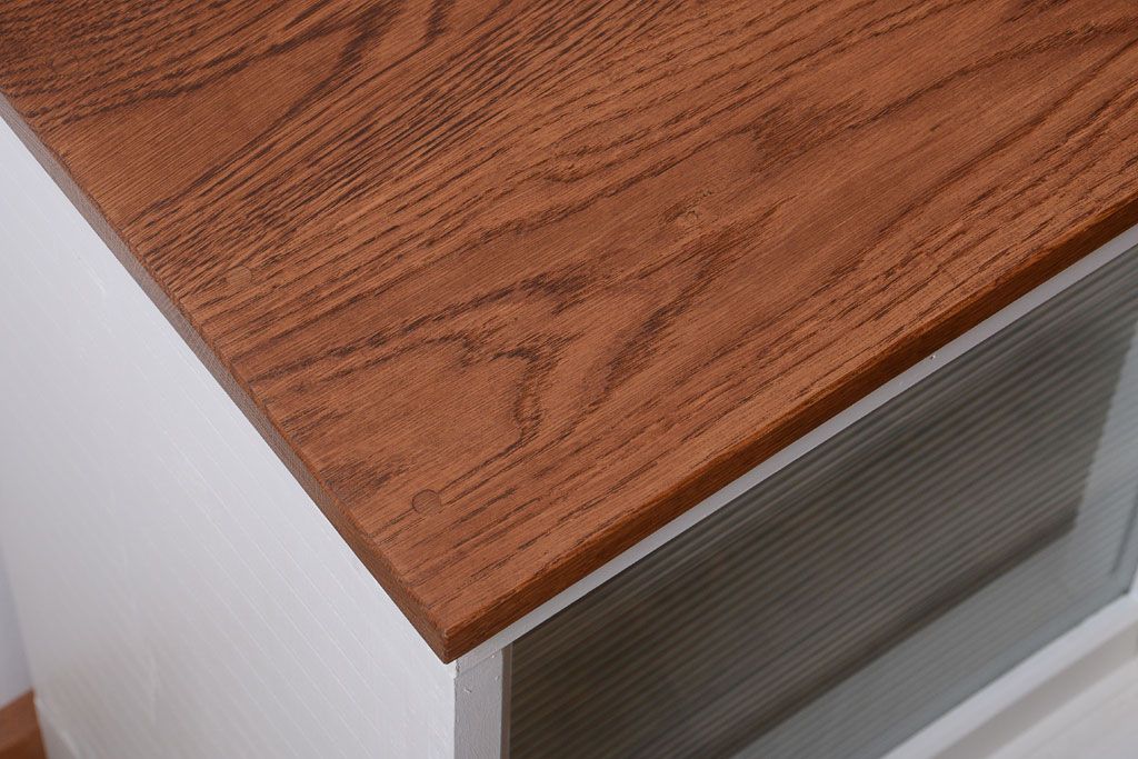 アンティーク家具　ペイント　モールガラス入り!4枚扉のカウンターテーブル