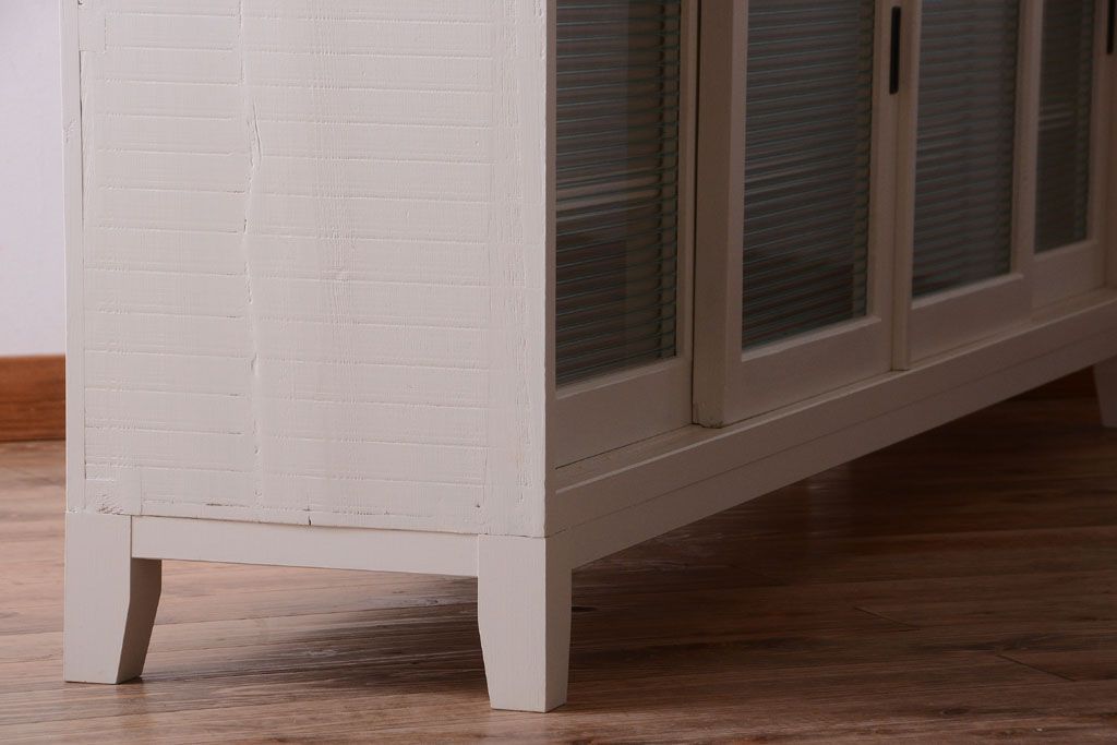 アンティーク家具　ペイント　モールガラス入り!4枚扉のカウンターテーブル