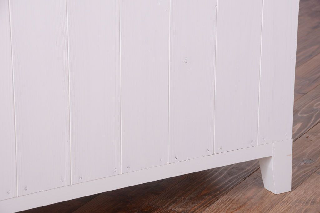 アンティーク家具　ペイント　モールガラス入り!4枚扉のカウンターテーブル