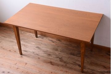レトロ家具　昭和レトロ　ナラ材天板のアンティークダイニングテーブル
