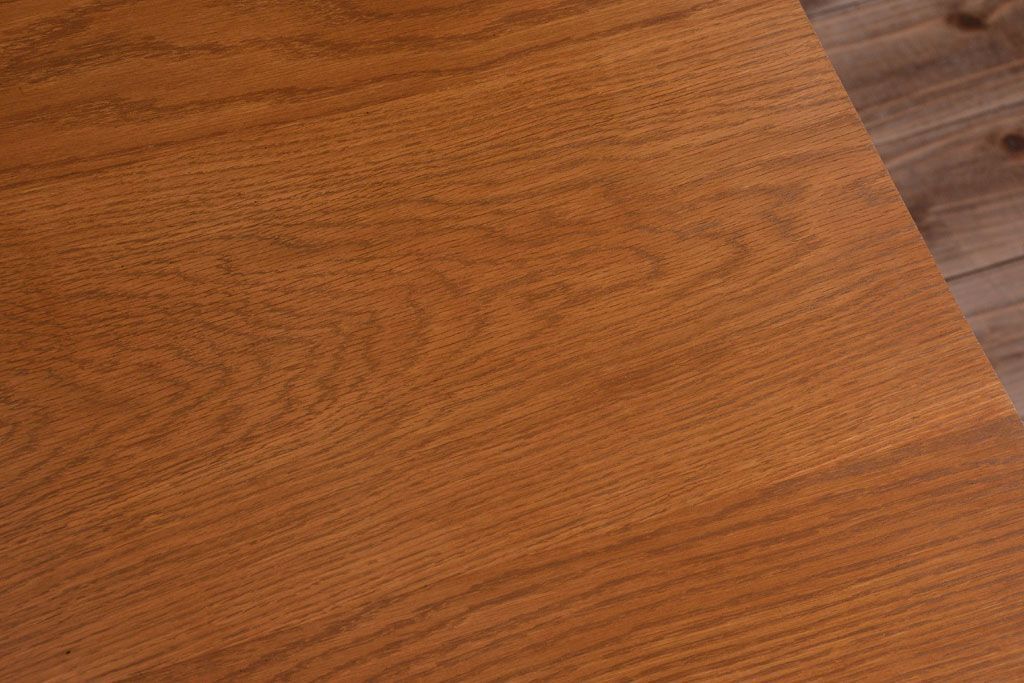 レトロ家具　昭和レトロ　ナラ材天板のアンティークダイニングテーブル