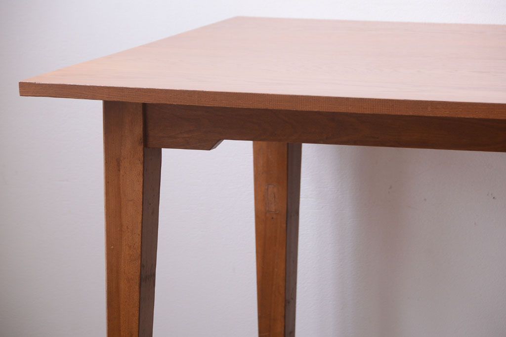 レトロ家具　昭和レトロ　ナラ材天板のアンティークダイニングテーブル