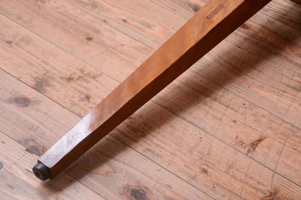 レトロ家具　昭和レトロ　ナラ材天板のアンティークダイニングテーブル