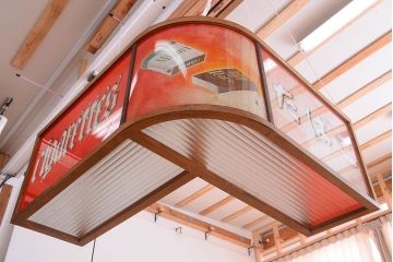 アンティーク雑貨　昭和レトロ　希少!たばこ屋さんの古い吊り看板(ガラスケース)