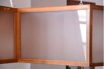 アンティーク雑貨　昭和レトロ　希少!たばこ屋さんの古い吊り看板(ガラスケース)