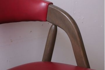ヴィンテージ家具　ビンテージ　古い木のレトロなチェア(椅子)