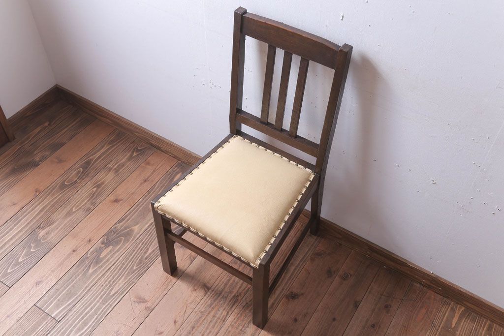 レトロ家具　和製アンティーク　本革座面のレトロなチェア(椅子)