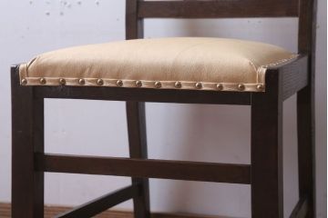 レトロ家具　和製アンティーク　本革座面のレトロなチェア(椅子)