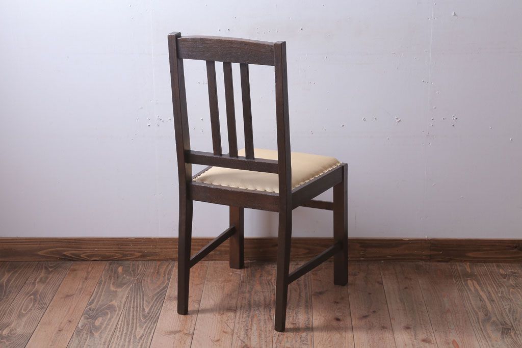 レトロ家具　和製アンティーク　本革座面のレトロなチェア(椅子)