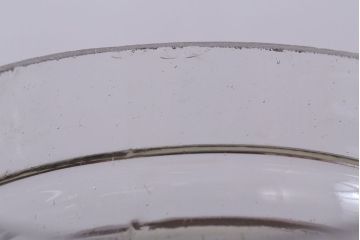 アンティーク雑貨　昭和レトロ　蓋付き!アンティークのガラス瓶(ビン)(1)