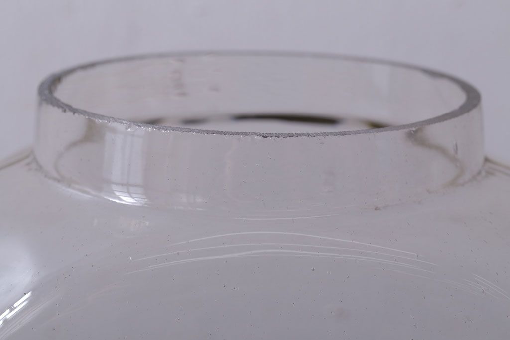 アンティーク雑貨　昭和レトロ　蓋付き!アンティークのガラス瓶(ビン)(2)