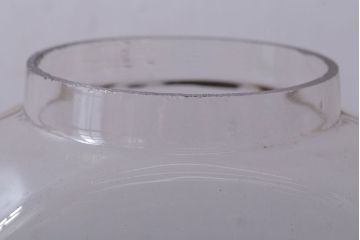 アンティーク雑貨　昭和レトロ　蓋付き!アンティークのガラス瓶(ビン)(2)