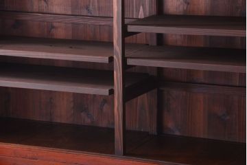 アンティーク家具　和製アンティーク　大正　4枚引き戸の檜材製重ね収納棚(戸棚)