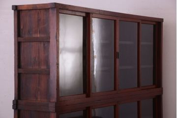 アンティーク家具　和製アンティーク　大正　4枚引き戸の檜材製重ね収納棚(戸棚)