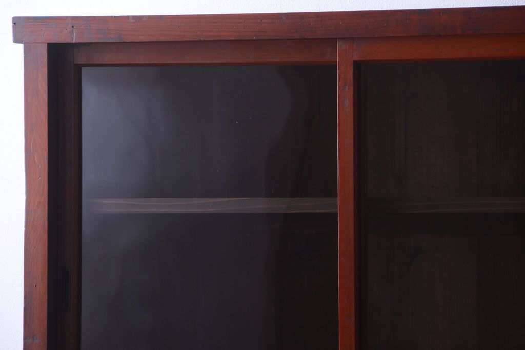 アンティーク家具　和製アンティーク　大正　4枚引き戸の檜材製重ね収納棚(戸棚)