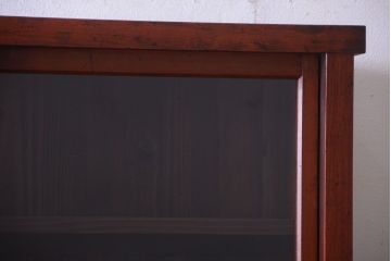 アンティーク家具　和製アンティーク　大正　4枚引き戸の檜材製重ね収納棚(戸棚)