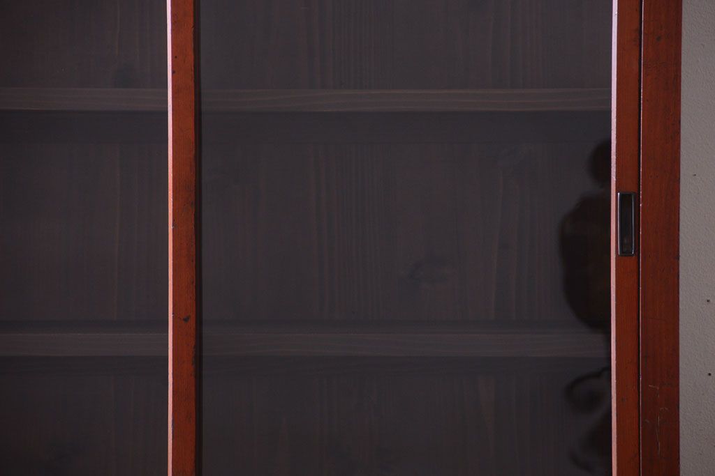 アンティーク家具　和製アンティーク　大正　4枚引き戸の檜材製重ね収納棚(戸棚)