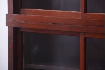 アンティーク家具　和製アンティーク　大正　4枚引き戸の檜材製重ね収納棚(戸棚)