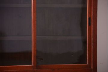 アンティーク家具　和製アンティーク　大正　4枚引き戸の檜材製重ね収納棚(戸棚)