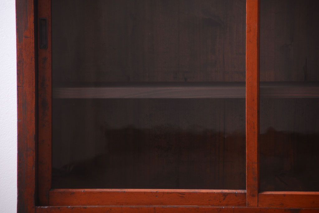 アンティーク家具　和製アンティーク　大正　4枚引き戸の檜材製重ね収納棚(戸棚)