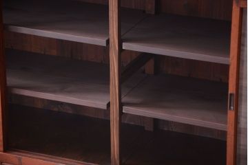 アンティーク家具　和製アンティーク　大正　4枚引き戸の檜材製重ね収納棚(戸棚)