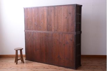 アンティーク家具　和製アンティーク　大正　4枚引き戸の檜材製重ね収納棚(戸棚)
