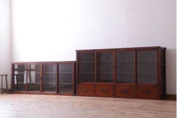 アンティーク家具　和製アンティーク　大正　4枚引き戸の檜材製重ね収納棚(戸棚)