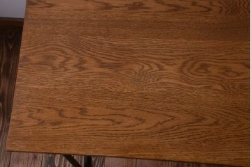 ヴィンテージ家具　ビンテージ　天板・引き出し前板オーク材の古い鉄脚テーブル(平机)