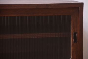 アンティーク家具　和製アンティーク　モールガラス入り!古い木の衣装箪笥ローボード