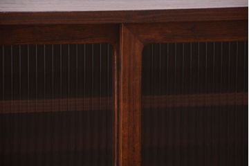 アンティーク家具　和製アンティーク　モールガラス入り!古い木の衣装箪笥ローボード