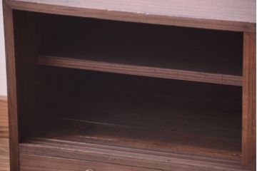 アンティーク家具　和製アンティーク　モールガラス入り!古い木の衣装箪笥ローボード