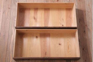 アンティーク家具　和製アンティーク　シンプルな古い木製の箪笥ローボード(衣装箪笥)(2)